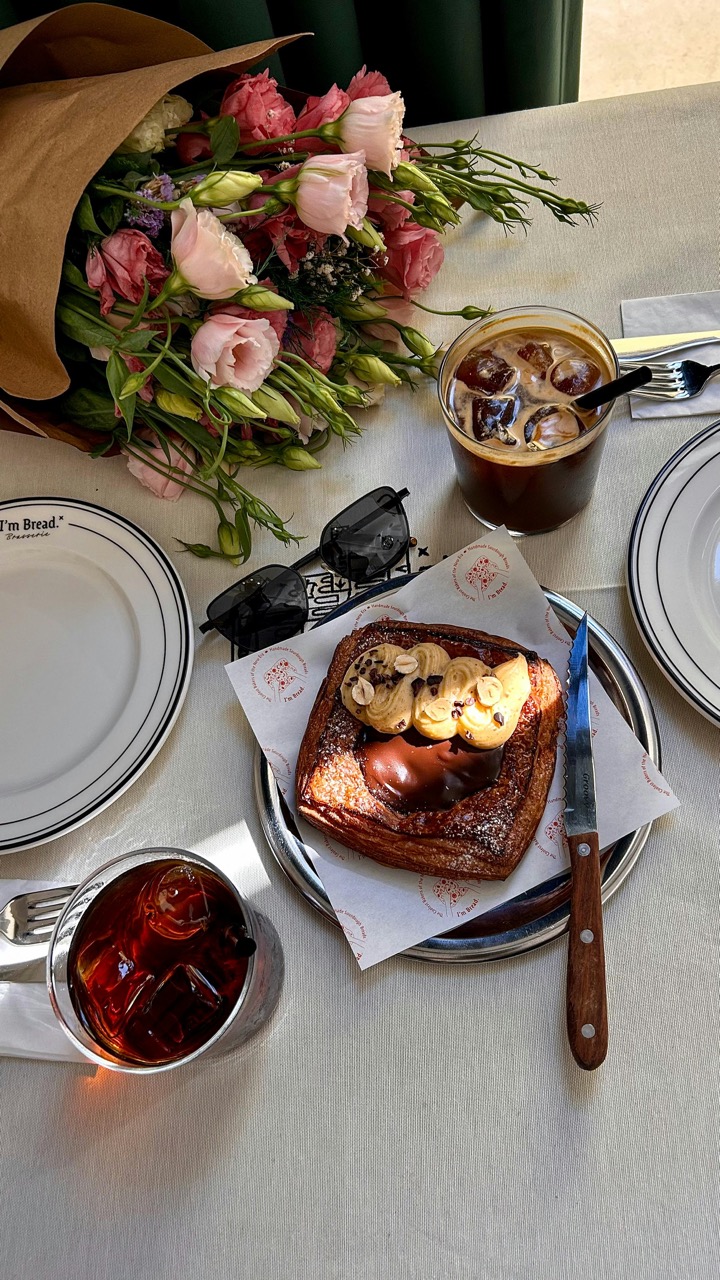 Which Get Well Flowers Pairs well with Tea GIFTS and Soup bundles